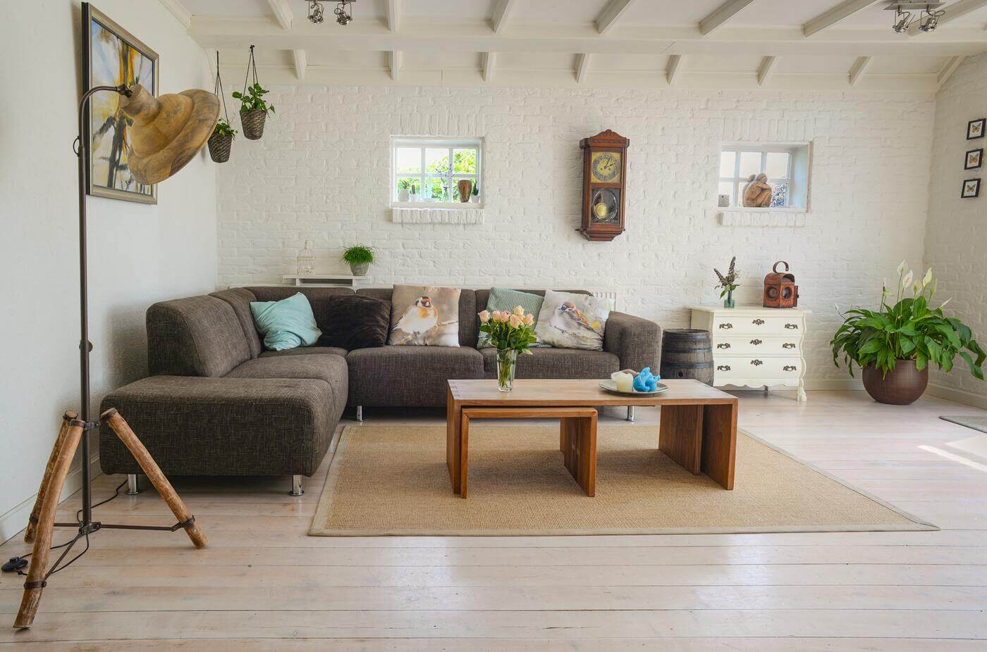 Tips for Editing Real Estate Videos That Will Bring In Buyers - Cut Pro Media Tips for Editing Real Estate Videos That Will Bring In Buyers