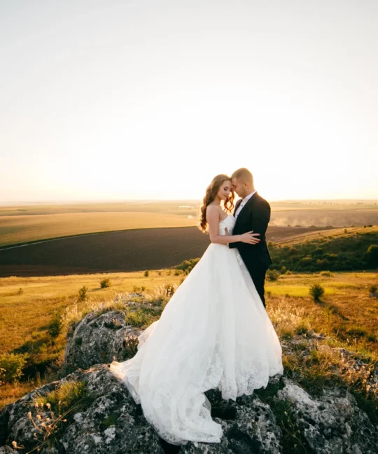 Capturing Candid Moments: How to Shoot Natural Wedding Photos and Clips