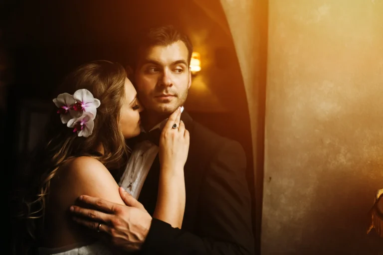 how to structure a wedding video